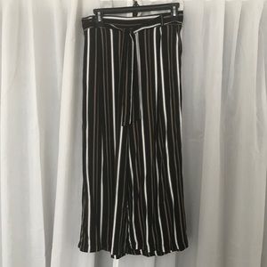 Pull&Bear Flowy Striped Pants